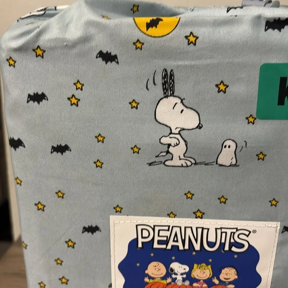 NEW! Peanuts SNOOPY GHOSTS & BATS LT BLUE KING SIZE HALLOWEEN SHEET SET